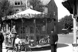 1951 - collectie Van Oers 1951, Kermis, Tilburg