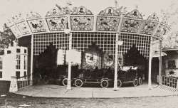 1938: Autocarrousel, P.Stuy-De Haan, Piusplein 1938, Kermis, Tilburg, Tilburgse kermis