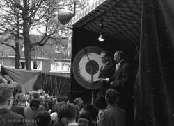 1959: fotograaf H.Janssens 1959, Kermis, Tilburg