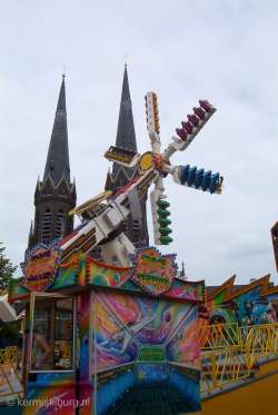 2002, Kermis, Tilburg, Tilburgse kermis, bouwen