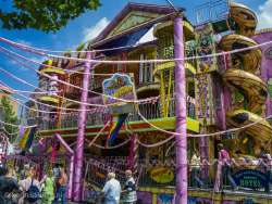 2004, Kermis, Tilburg, Tilburgse kermis, roze, roze maandag