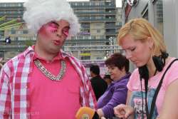 2011, TRAVESTIE, Tilburgse kermis, roze maandag